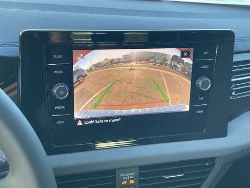 New 2026 Volkswagen Jetta SE FWD image 23