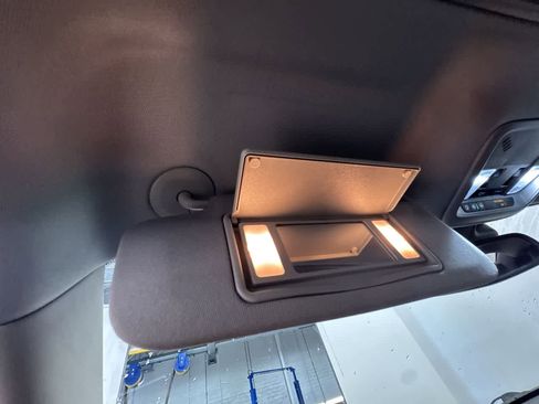 Used 2024 Chevrolet Malibu LT image 36