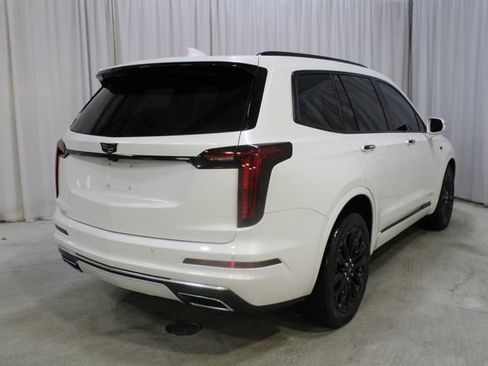 Used 2020 Cadillac XT6 Premium Luxury AWD/4WD image 27