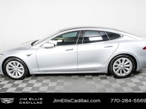 Used 2018 Tesla Model S 75D image 2
