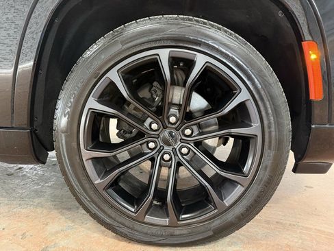 Used 2022 Jeep Grand Wagoneer Series II image 10