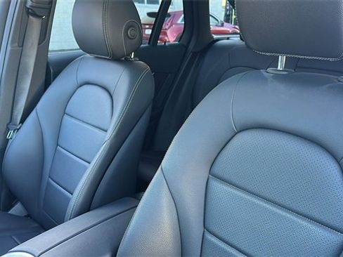 Certified 2022 Mercedes-Benz GLC 300 4MATIC image 29