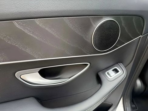 Used 2016 Mercedes-Benz C 300 4MATIC Sedan image 18