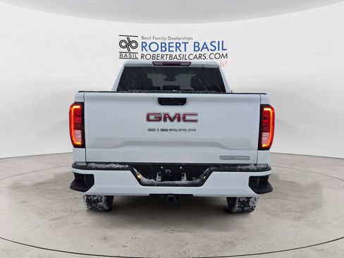 Used 2023 GMC Sierra 1500 Elevation image 4