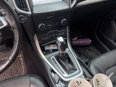 Used 2015 Ford Edge SEL w/ Equipment Group 201A image 5