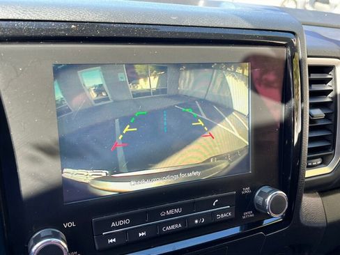 Used 2022 Nissan Frontier SV w/ Graphics Package image 34