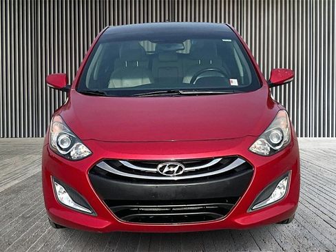 Used 2014 Hyundai Elantra GT w/ Option Group 03 image 3