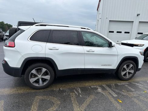 Used 2019 Jeep Cherokee Limited AWD/4WD image 7