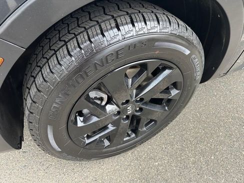 Used 2021 Kia Sorento S w/ Panoramic Sunroof Package image 21