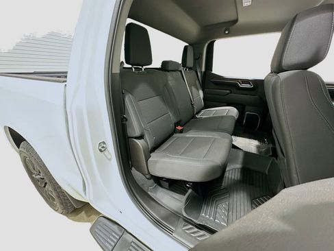 Used 2024 Chevrolet Silverado 1500 RST AWD/4WD image 28