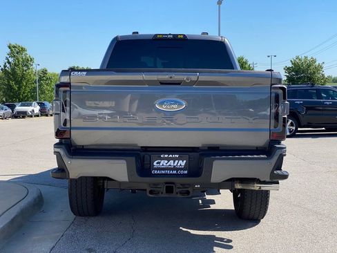 Used 2023 Ford F250 Lariat w/ Sport Appearance Package AWD/4WD image 6