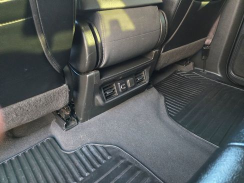 Used 2020 Chevrolet Silverado 2500 LT w/ Texas Edition image 13