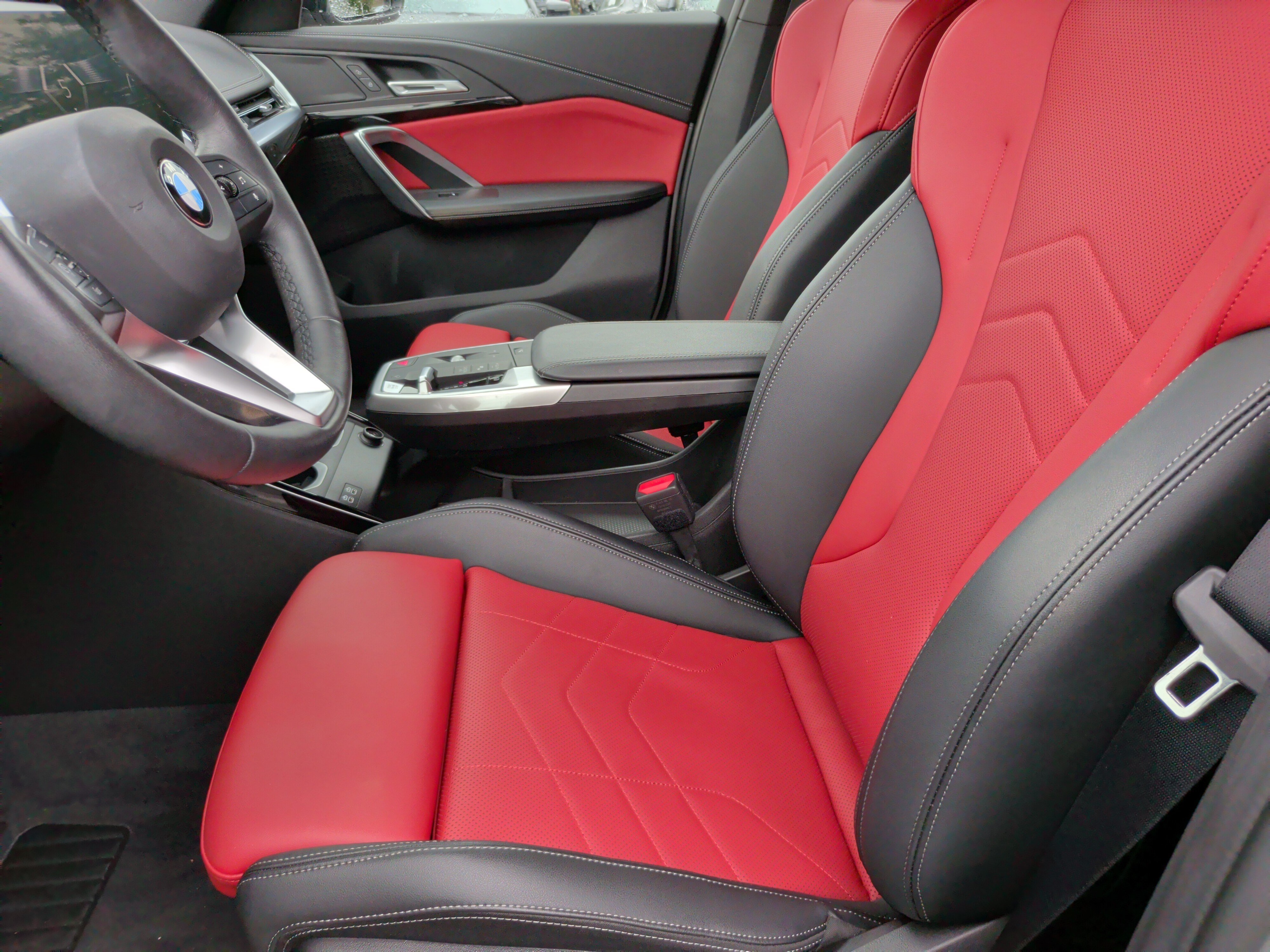 Used 2025 BMW X1 xDrive28i AWD/4WD image 25