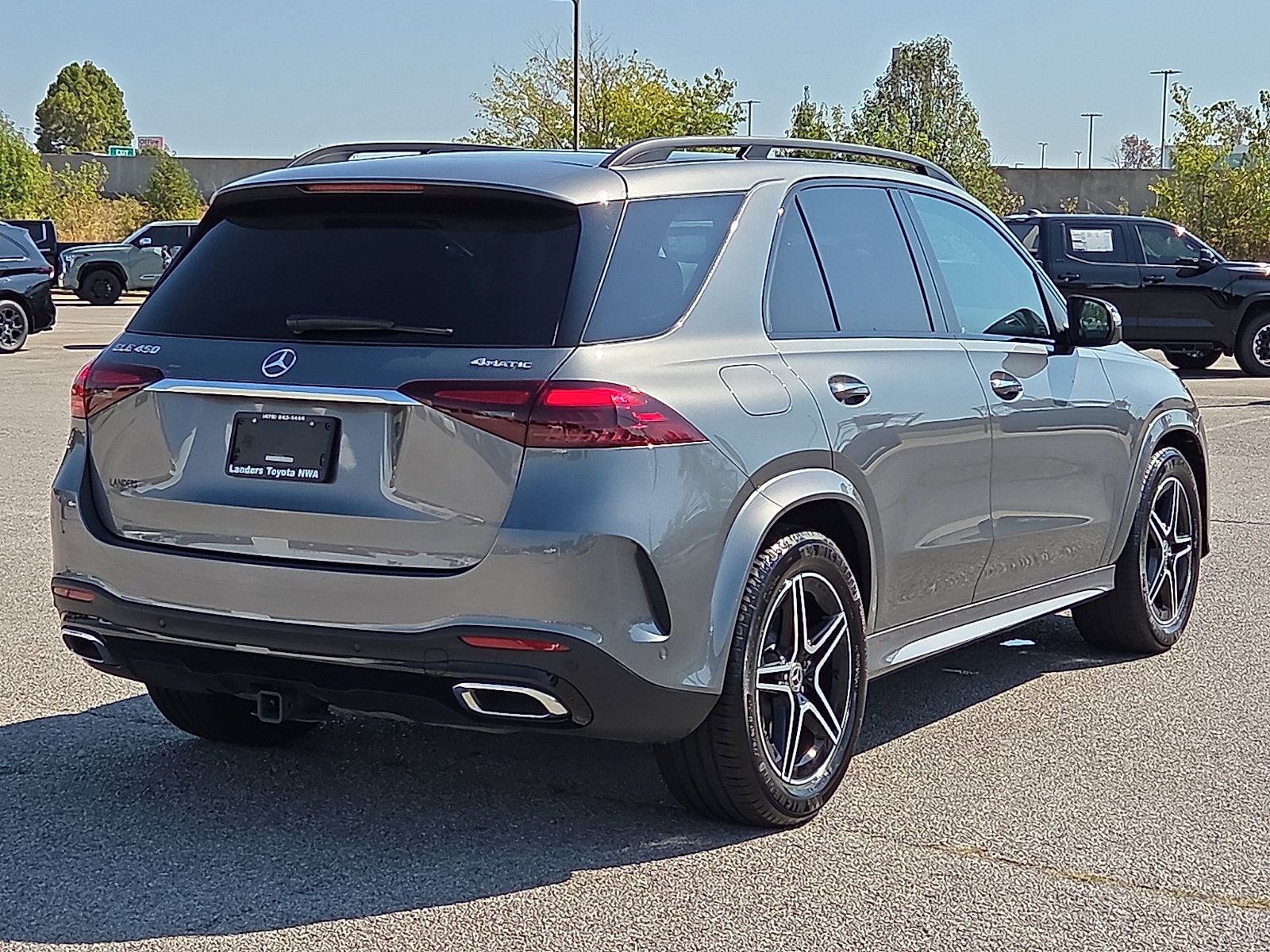 Used 2024 Mercedes-Benz GLE 450 4MATIC image 5