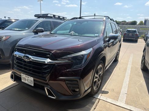 Used 2023 Subaru Ascent Touring AWD/4WD image 1