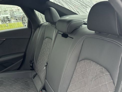 Used 2023 Audi S4 Premium Plus w/ Premium Plus Package image 34