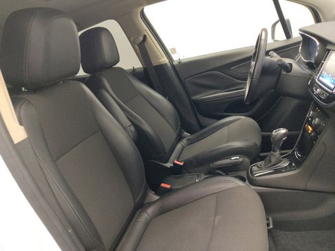 Used 2019 Buick Encore Preferred FWD image 21