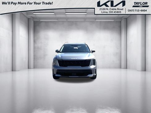 Used 2024 Kia Sorento S AWD/4WD image 4