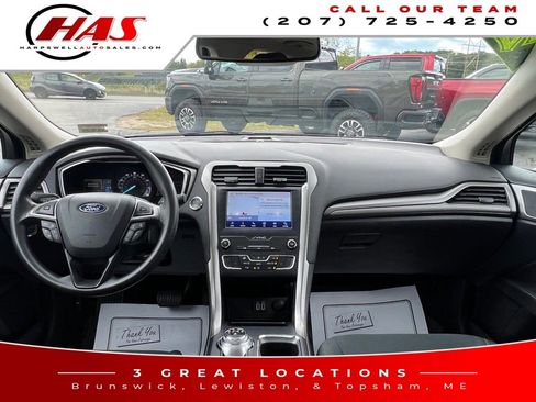 Used 2020 Ford Fusion SE image 14