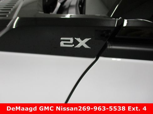 New 2026 GMC Hummer EV SUV image 6