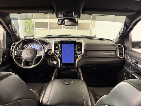 Used 2019 RAM 1500 Laramie AWD/4WD image 33