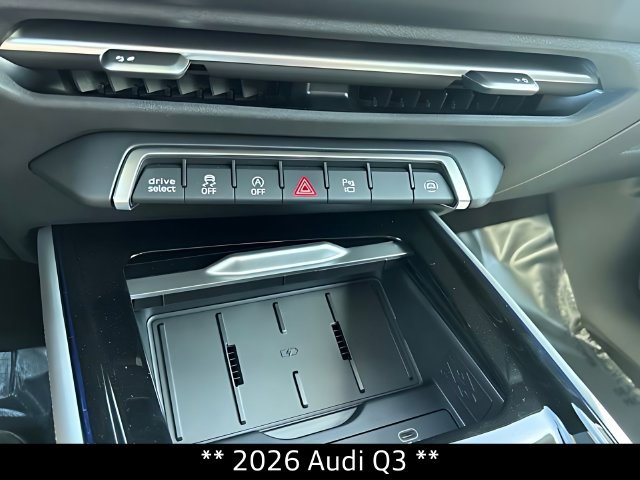 Used 2026 Audi Q3 quattro 2.0T AWD/4WD image 35