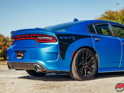 Used 2015 Dodge Charger SRT Hellcat image 44