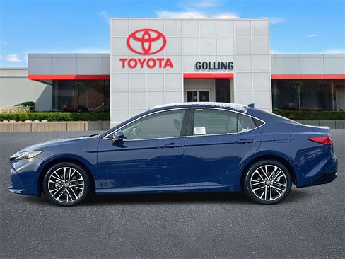 New 2026 Toyota Camry XLE image 5