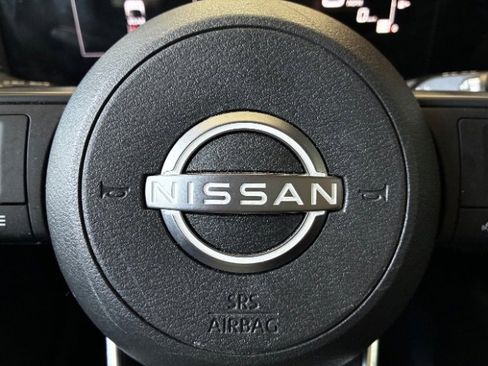 Used 2025 Nissan Kicks SV w/ Illumination Package FWD image 22