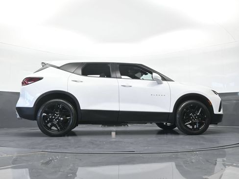 Used 2022 Chevrolet Blazer LT FWD image 67