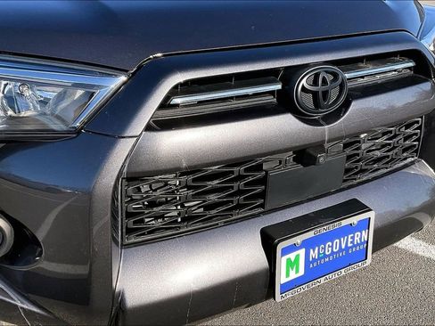 Used 2023 Toyota 4Runner SR5 Premium w/ Moonroof Package AWD/4WD image 33