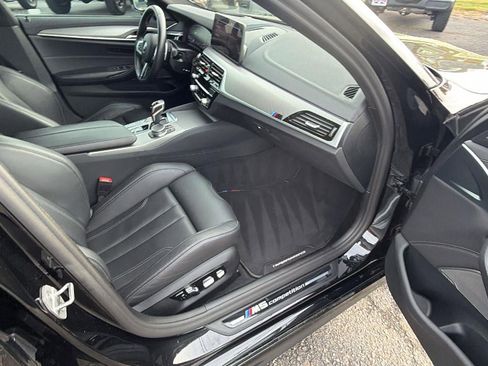 Used 2023 BMW M5 w/ Competition Package AWD/4WD image 16