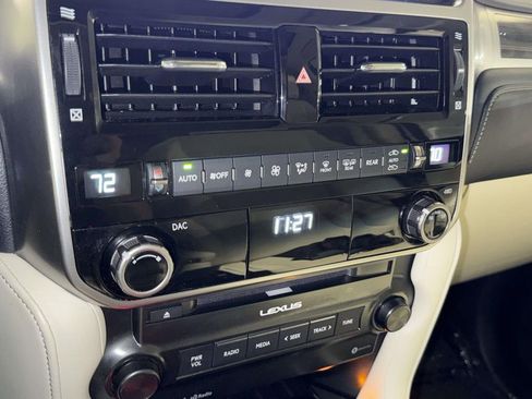 Certified 2023 Lexus GX 460 Premium w/ Premium Package AWD/4WD image 24