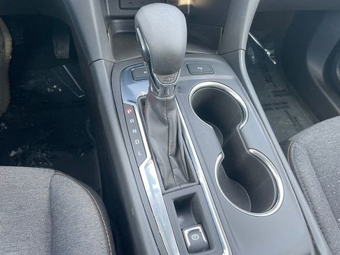 Used 2024 Chevrolet Equinox LT AWD/4WD image 13