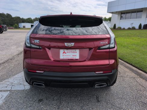 Used 2019 Cadillac XT4 Sport FWD image 3