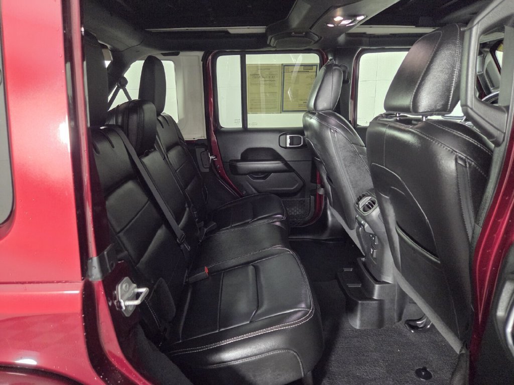 Used 2021 Jeep Wrangler Unlimited Sahara AWD/4WD image 48