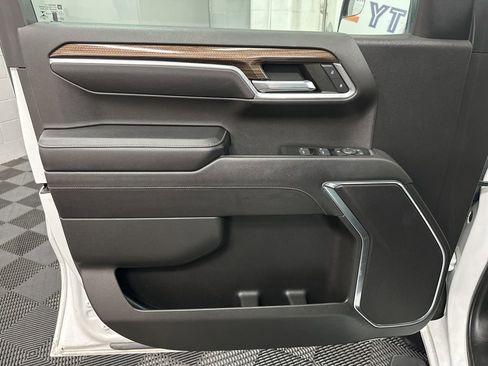 Used 2022 Chevrolet Silverado 1500 RST w/ Z71 Off-Road Package image 19