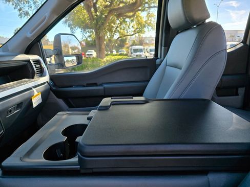 New 2024 Ford F550 4x4 SuperCab Super Duty image 36