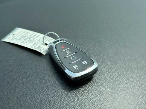 Used 2023 Chevrolet Traverse LT AWD/4WD image 28