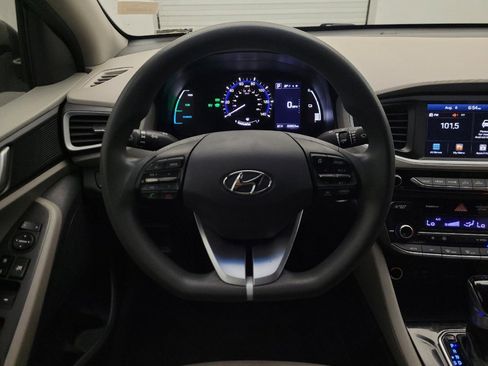 Used 2018 Hyundai Ioniq Blue FWD image 22