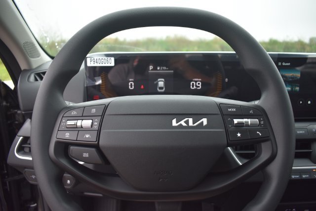 New 2026 Kia K4 FWD image 24