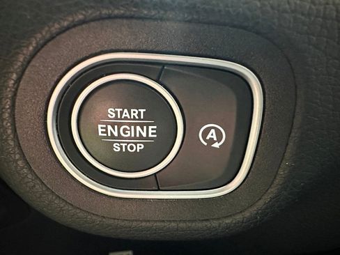 Certified 2022 Mercedes-Benz GLS 450 4MATIC image 22