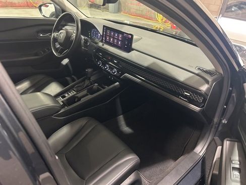 Used 2024 Honda Accord EX-L image 10