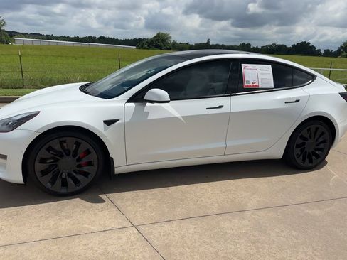 Used 2021 Tesla Model 3 Performance AWD/4WD image 4