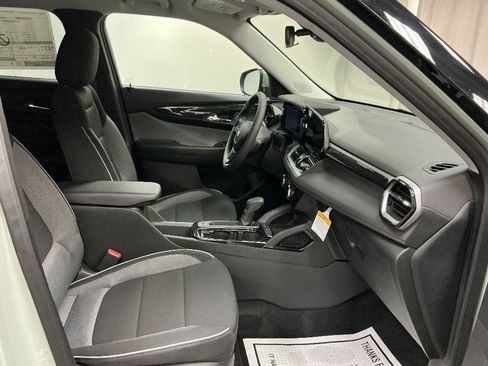 New 2026 Chevrolet TrailBlazer LT image 9