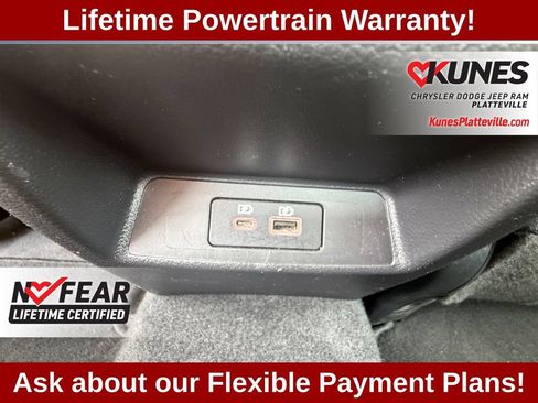 Used 2025 Nissan Altima 2.5 SV FWD image 37
