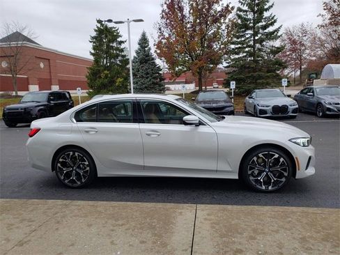New 2026 BMW 330i xDrive Sedan w/ Premium Package image 4