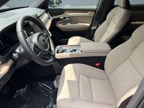 New 2026 Volvo XC90 B6 Plus w/ Protection Package Premier AWD/4WD image 5