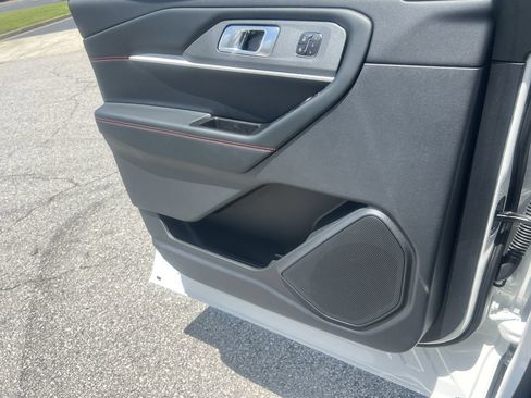 New 2026 Ford Explorer ST-Line w/ Premium Package RWD image 13