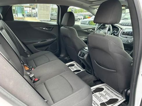 Used 2024 Chevrolet Malibu LT FWD image 28